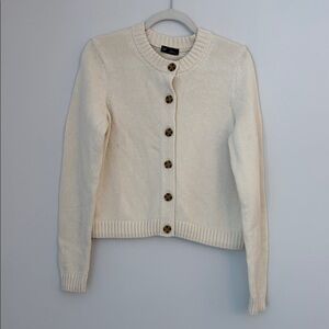 GAP Women's 100% Cotton Soft Cream Crew Neck Cradigan with Chunky Buttons